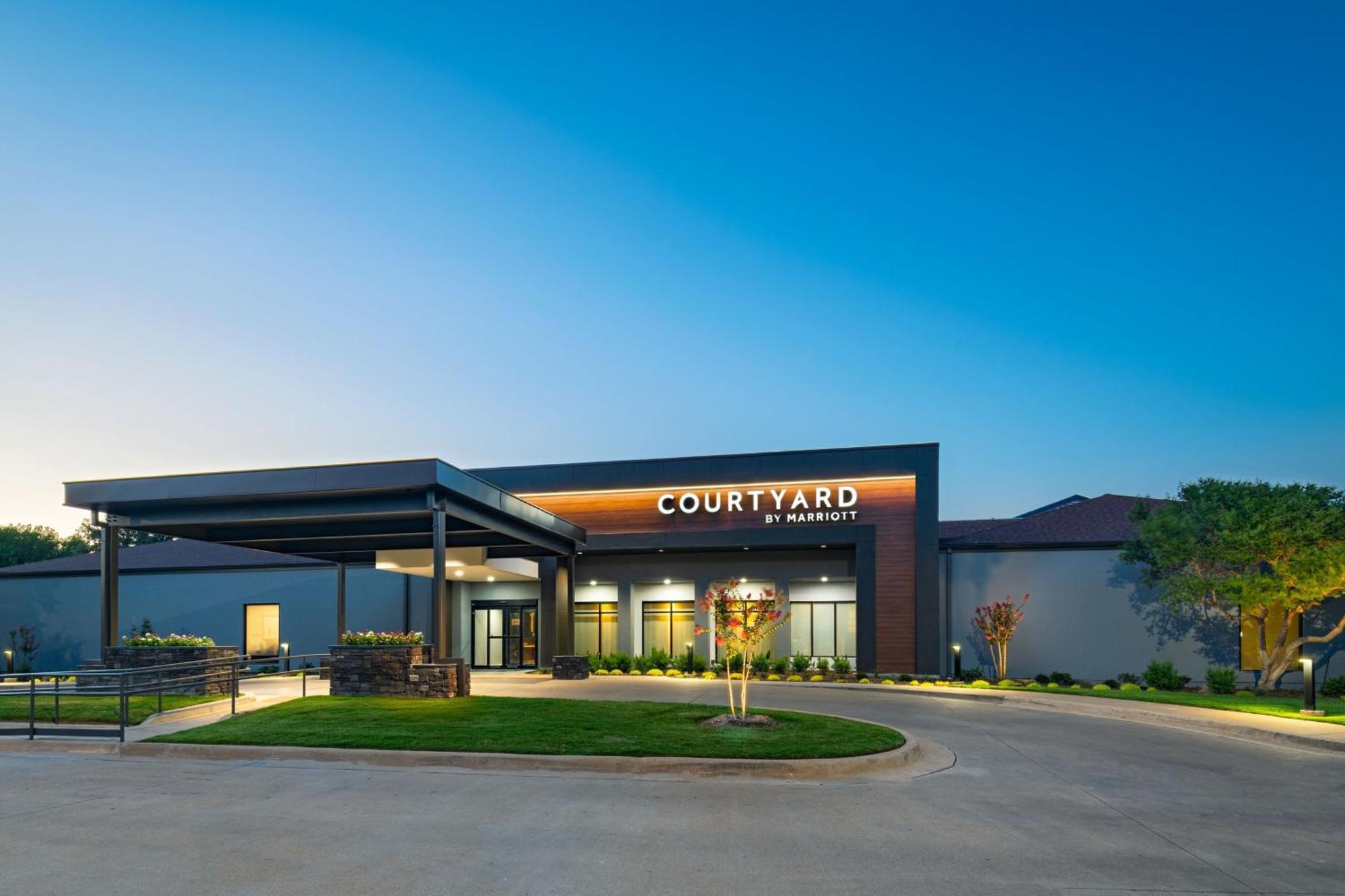 Courtyard Fort Worth University Drive Eksteriør bilde